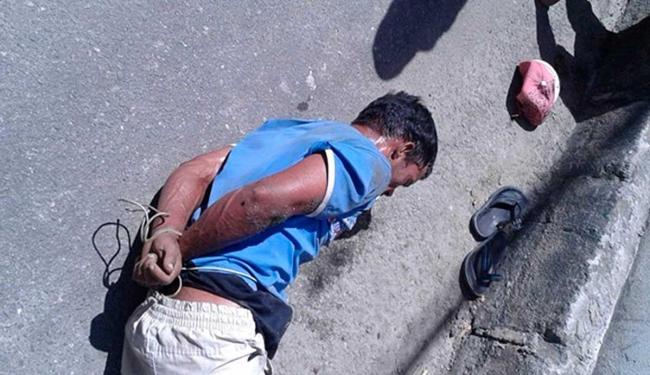 Photo of Homem é amarrado por moradores após tentar assaltar ciclista