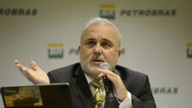 Photo of Prates descarta manter atual política de preços da Petrobras