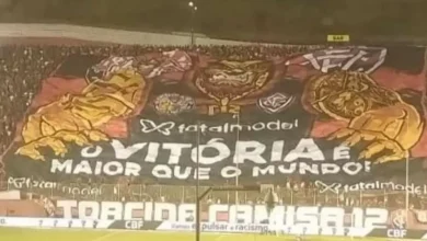 Photo of Torcida do Vitória levanta bandeirão com cutucada no rival: “Maior que o mundo”