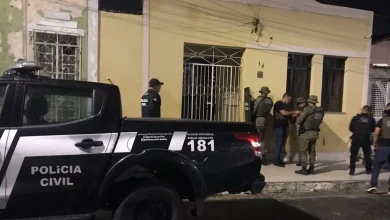 Photo of Polícia deflagra operação em 5 cidades baianas contra facção criminosa que atua em vários estados