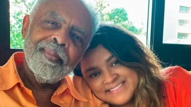 Photo of Gilberto Gil diz que família viveu “longo período de adaptação à partida” de Preta Gil