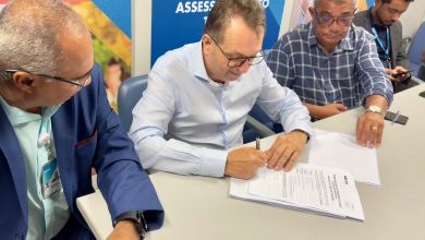 Photo of Prefeitura de Cruz assina contrato com a Caixa para investir R$ 16,5 milhões em infraestrutura da cidade