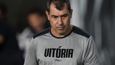 Photo of Vitória demite Fábio Carille após goleada histórica sofrida no Maracanã