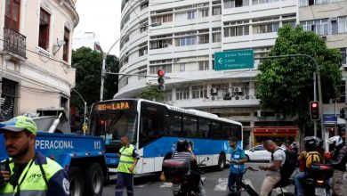 Photo of Rio de Janeiro retoma normalidade após operação policial mais letal da história