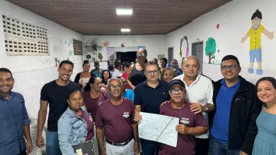 Photo of Em reunião com moradores, Prefeito Ednaldo apresenta projeto de pavimentação completa das ruas da Touquinha