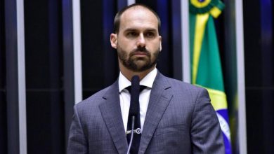Photo of Eduardo Bolsonaro diz que virar réu no STF é “motivo de orgulho”