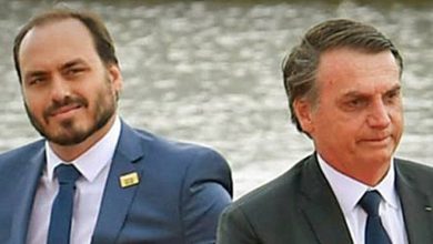 Photo of Carlos Bolsonaro expõe estado de saúde péssimo de Jair Bolsonaro: “Calafrios”