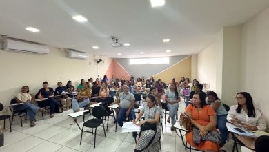 Photo of Equipes de saúde participam de capacitação técnica para início da vacinação contra a dengue