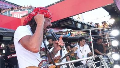 Photo of Spray de pimenta faz Bell Marques interromper desfile na Barra-Ondina