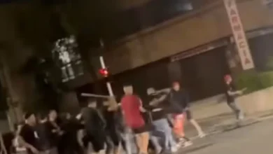Photo of Briga de torcedores em Athletico-PR x Santos deixa um gravemente ferido e outro morto em confronto com a PM