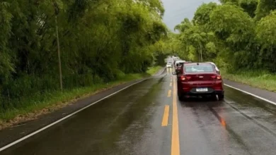 Photo of Manifestantes paralisam trecho da BA-001 para pedir celeridade na regulação de paciente