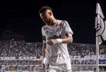 Photo of “Eu sou mimado?”: Neymar discute com torcedores após empate do Santos na Sul-Americana; assista