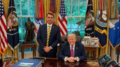 Photo of Durante reunião, Flávio Bolsonaro diz ter pedido a Trump que PCC e CV sejam tratados como organizações terroristas