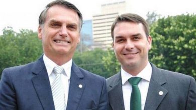 Photo of Flávio Bolsonaro diz que Jair poderá ocupar cargo em eventual governo