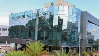 Photo of CFM lança plataforma para denúncias de danos causados por atendimentos feitos por não médicos