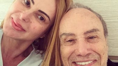 Photo of Esposa de Stênio Garcia acusa filhas do ator de impedir o pai de usufruir dos próprios bens