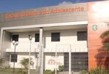 Photo of Mãe de bebê de 10 meses morta vítima de estupro diz que pensou que a filha estivesse engasgada