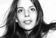Photo of Claudia Savaget, cantora de MPB, morre aos 78 anos
