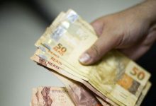 Photo of Salário mínimo pode subir para R$ 1.717 em 2027; veja a previsão do governo