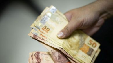 Photo of Salário mínimo pode subir para R$ 1.717 em 2027; veja a previsão do governo