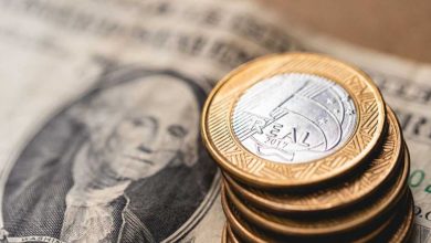 Photo of Dólar inicia domingo cotado a R$ 5,14; confira o valor da moeda