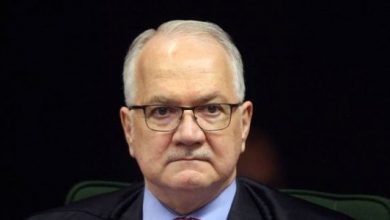 Photo of Fachin dá 5 dias para Moraes, Mendonça, Gonet e diretor da PF explicarem crise no STF