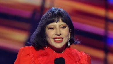 Photo of Filha de Lady Gaga nasce em segredo e tem nome revelado por site