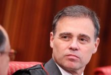 Photo of André Mendonça diz ter sido alvo de “monitoramento sistemático e ilegal” pela PF