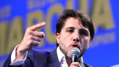 Photo of Renan Santos aciona TSE contra reajuste do Bolsa Família anunciado por Lula