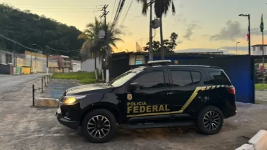 Photo of PF e CGU cumprem mandados na Bahia em operação contra fraudes em contratos públicos e desvio de recursos federais