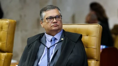 Photo of Dino apontou em ofício impedimento de Moraes, que tem voto criticado por especialistas