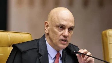 Photo of Eurodeputados pedem à União Europeia sanções contra o ministro Alexandre de Moraes